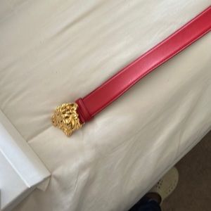 Versace belt good condition